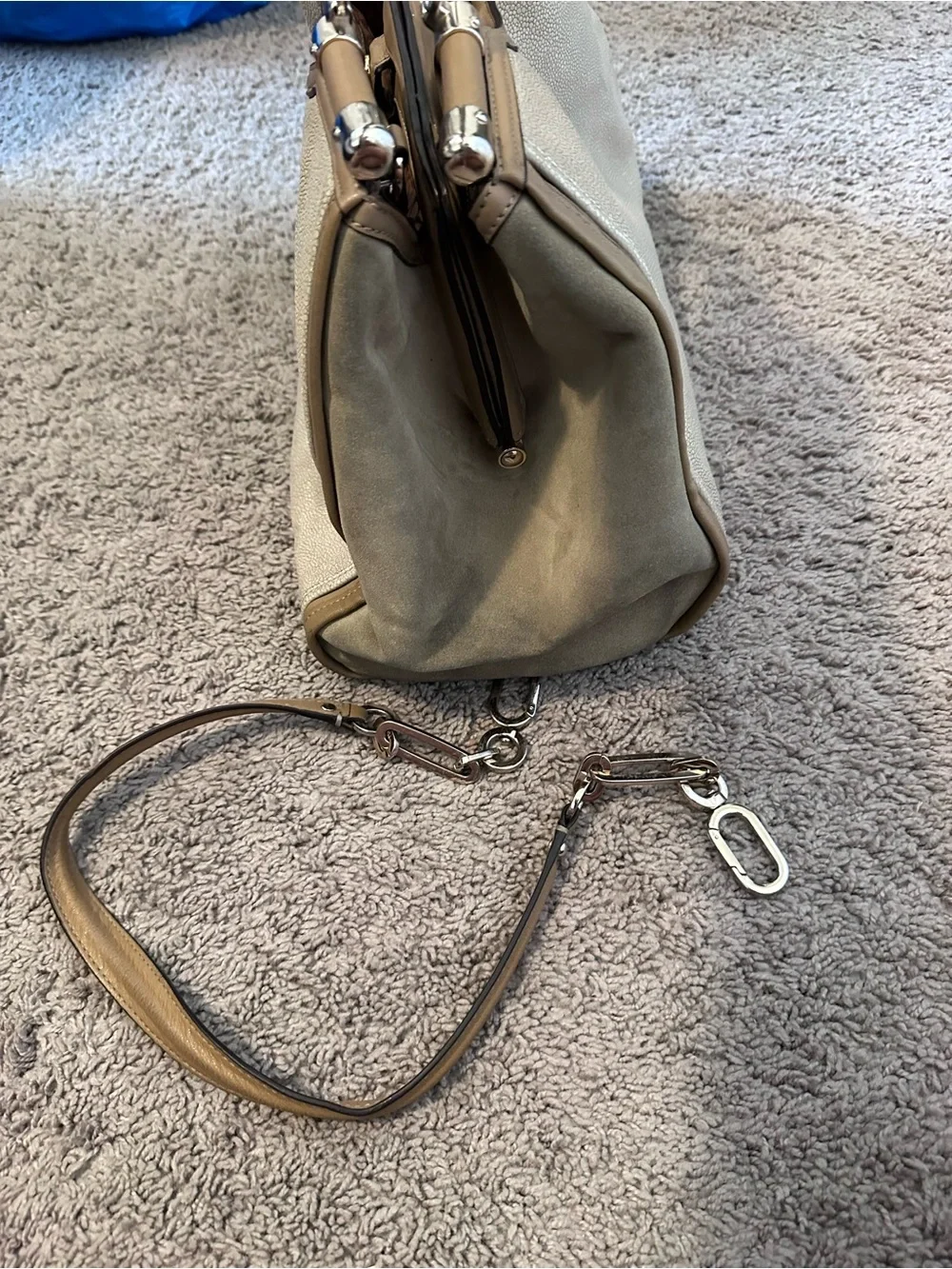 Coach Madison pinnacle caroline satchel stingray Embossed leather (needs cleanin